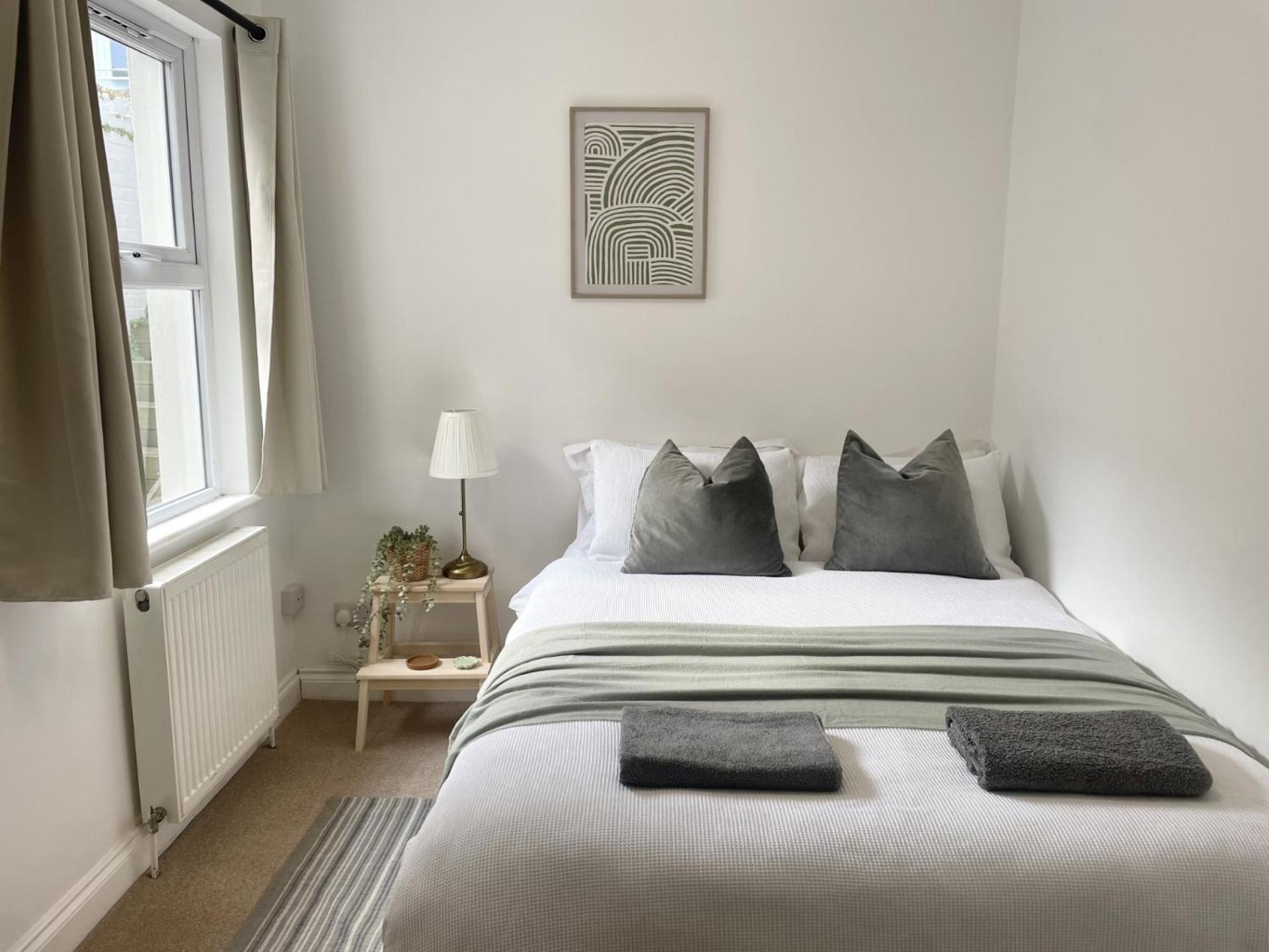 New Apartment In Town Centre Борнмут Экстерьер фото